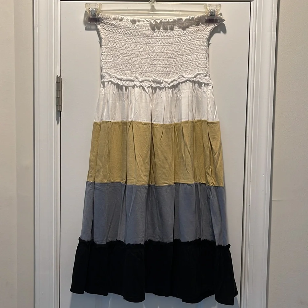 Ocean Breezy Tube Color-block Dress - Picture 2 of 10